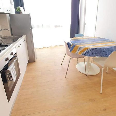 Loft11 - Bari Policlinico Apartment ภายนอก รูปภาพ